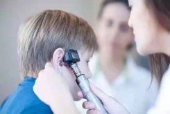 2歲寶寶不會(huì)說(shuō)話的原因有哪些