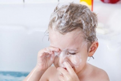 寶寶害怕洗頭洗澡是怎么回事？