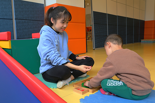 語(yǔ)言訓(xùn)練