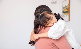 孩子為什么愛粘人呢？